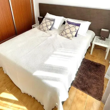 With Terrace & Pool In Alporchinhos Appartement