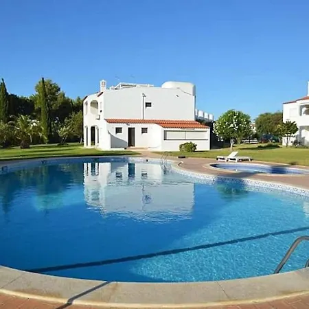 With Terrace & Pool In Alporchinhos Apartment Armacao de Pera